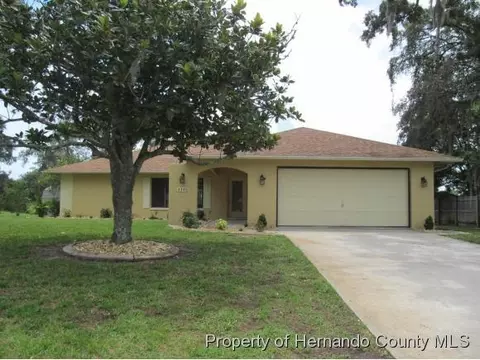 8390 Eric St, Spring Hill, FL 34609 photo 1
