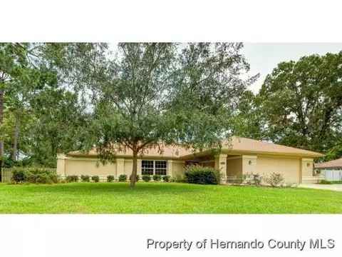 12745 Coronado Dr, Spring Hill, FL 34609 photo 1