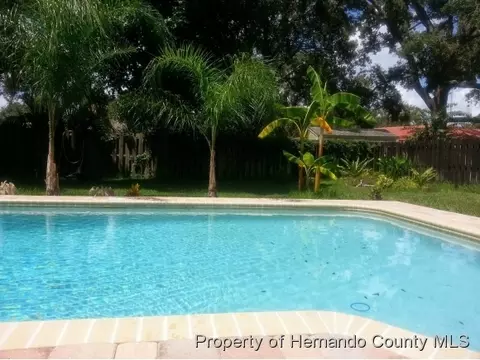 1112 Tryon Cir, Spring Hill, FL 34606 photo 1