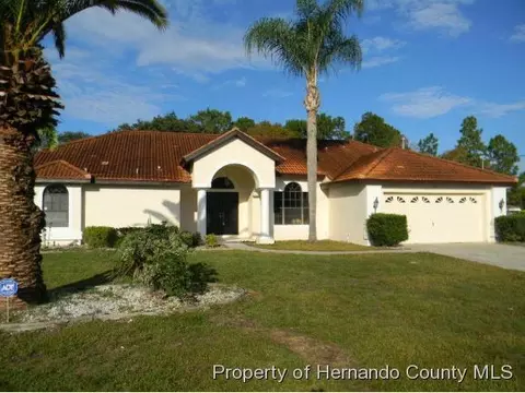 1351 Stallings Ave, Spring Hill, FL 34609 photo 1