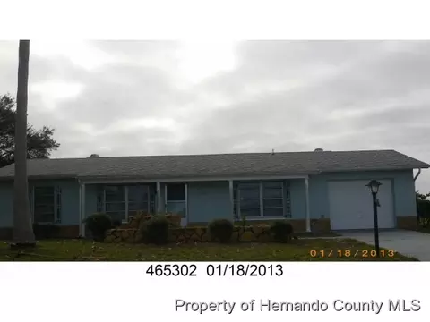 9350 Bayside Ct, Spring Hill, FL 34608 photo 1