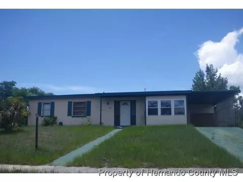 7041 Holiday Dr, Spring Hill, FL 34606 photo 1