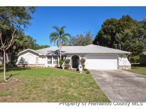 8237 Galgano Ln, Spring Hill, FL 34606 photo 1