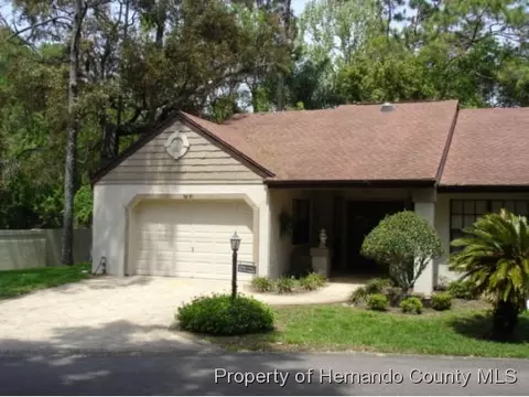 6081 Elcona Ct, Spring Hill, FL 34606 photo 1