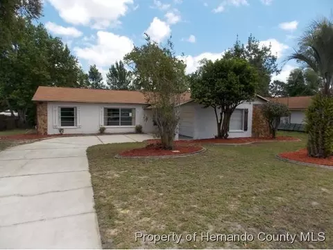 3135 Coronet Ct, Spring Hill, FL 34609 photo 1