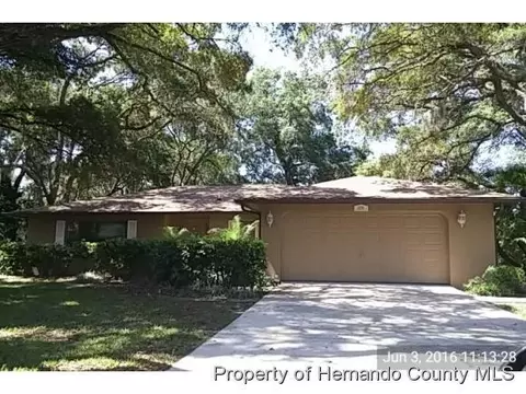 1281 Valiant Ave, Spring Hill, FL 34608 photo 1