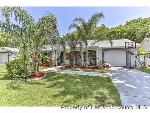 8307 Cavalry Dr, Hudson, FL 34667 photo 1