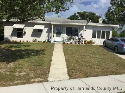 6727 Pinehurst Dr, Spring Hill, FL 34606 photo 1