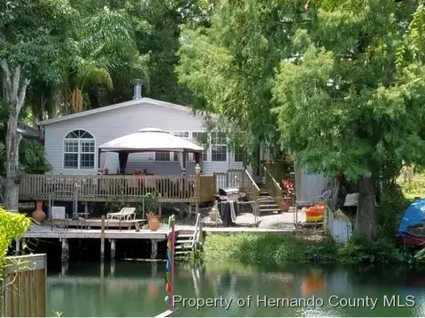 6285 Theodan St, Weeki Wachee, FL 34607 photo 1