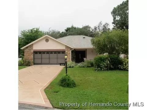 2627 Imperial Pine Dr, Spring Hill, FL 34606 photo 1
