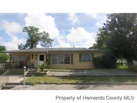 1034 Cobblestone Dr, Spring Hill, FL 34606 photo 1
