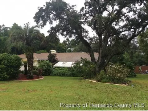 6251 Pinehurst Dr, Spring Hill, FL 34606 photo 1