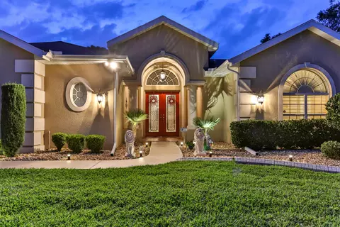 8067 Chaucer Dr, Weeki Wachee, FL 34607 photo 1