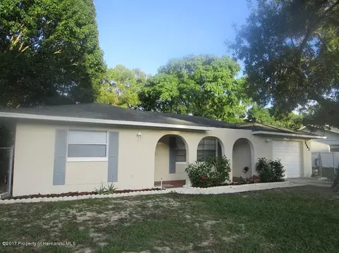 2462 Mariner Blvd, Spring Hill, FL 34609 photo 1