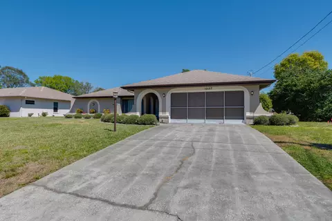 10157 Gamewell St, Spring Hill, FL 34608 photo 1