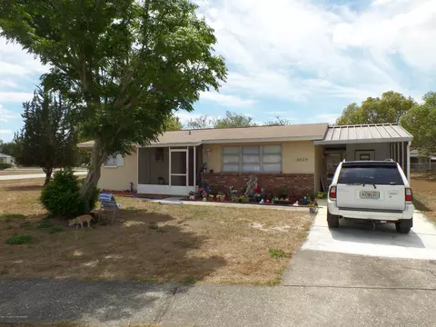 5029 Crescent Rd, Spring Hill, FL 34606 photo 1