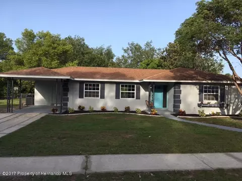 7271 Holiday Dr, Spring Hill, FL 34606 photo 1
