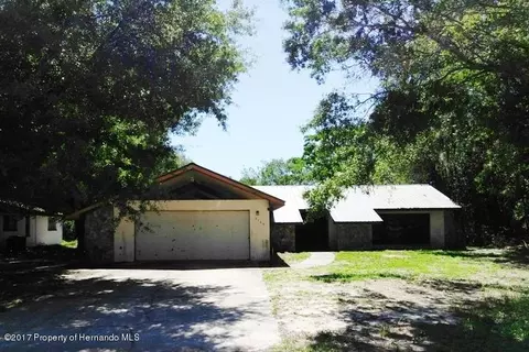 9105 Horizon Dr, Spring Hill, FL 34608 photo 1