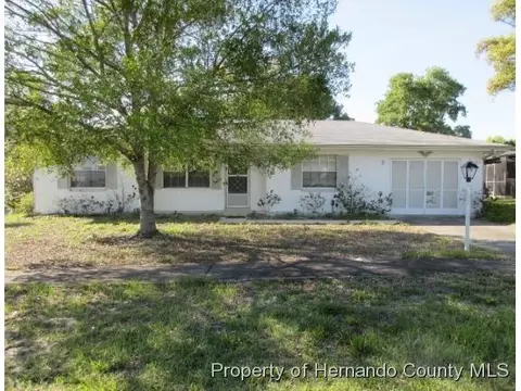 5127 Wellington Rd, Spring Hill, FL 34609 photo 1