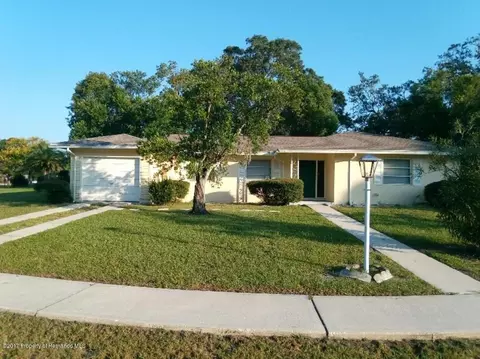 7375 Acorn Cir, Spring Hill, FL 34606 photo 1
