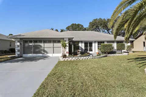 8141 Shalom Dr, Spring Hill, FL 34606 photo 1