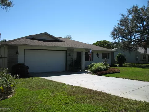 7696 Holiday Dr, Spring Hill, FL 34606 photo 1