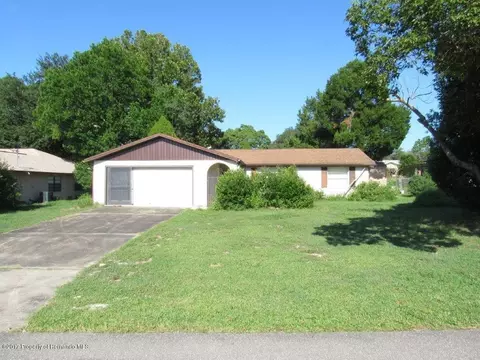 1421 Deborah Dr, Spring Hill, FL 34609 photo 1