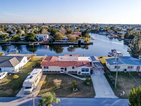 4964 Cedarbrook Ln, Hernando Beach, FL 34607 photo 1