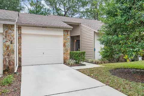 6642 Brambleleaf Dr, Spring Hill, FL 34606 photo 1