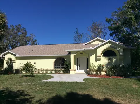 17206 Monteverde Dr, Spring Hill, FL 34610 photo 1