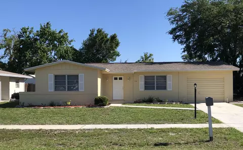 7143 Logan St, Spring Hill, FL 34606 photo 1