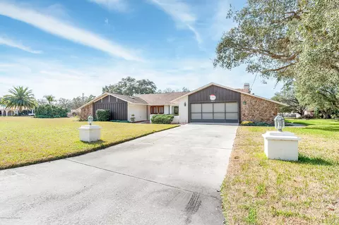 2073 Reef Ct, Spring Hill, FL 34606 photo 1