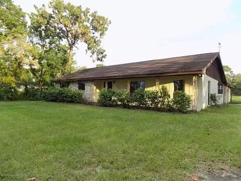 16732 Lemans Dr, Spring Hill, FL 34610 photo 1