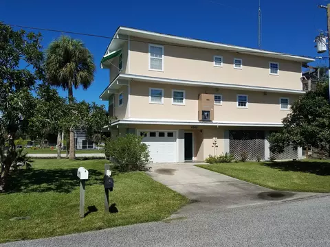 6263 Island Dr, Weeki Wachee, FL 34607 photo 1