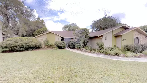 5318 Patricia Pl, Weeki Wachee, FL 34607 photo 1