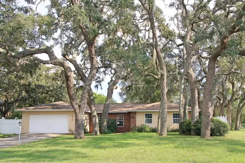 6250 Hillview Rd, Spring Hill, FL 34606 photo 1