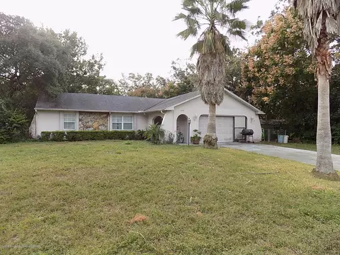 8142 Roycrest Ln, Spring Hill, FL 34606 photo 1
