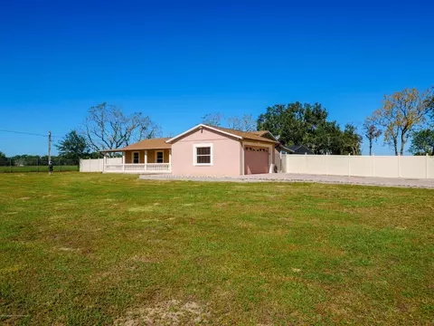 20201 Bowman Rd, Spring Hill, FL 34610 photo 1