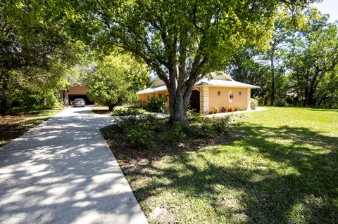 13063 Hazelcrest St, Spring Hill, FL 34609 photo 1