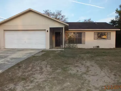 3214 Grayton Dr, Spring Hill, FL 34609 photo 1