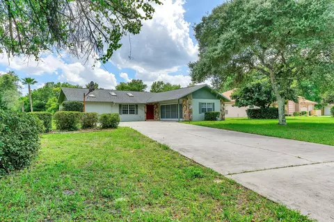 8010 Delaware Dr, Weeki Wachee, FL 34607 photo 1