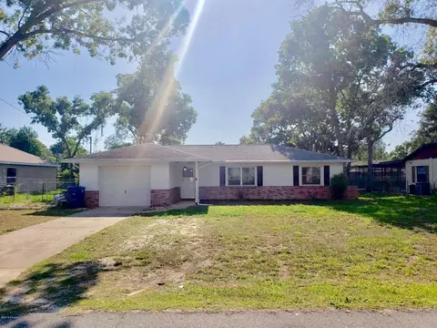 2271 Lake Forest Ave, Spring Hill, FL 34609 photo 1