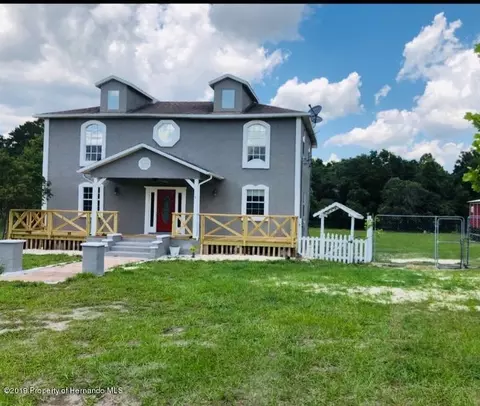 16805 Platinum Dr, Spring Hill, FL 34610 photo 1