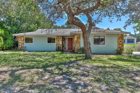 13435 Linden Dr, Spring Hill, FL 34609 photo 1