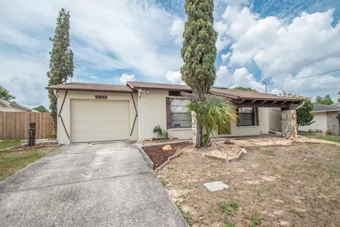 5105 Roble Ave, Spring Hill, FL 34608 photo 1