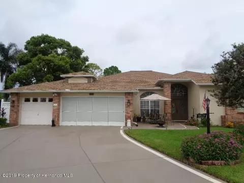7423 Blue Skies Dr, Spring Hill, FL 34606 photo 1