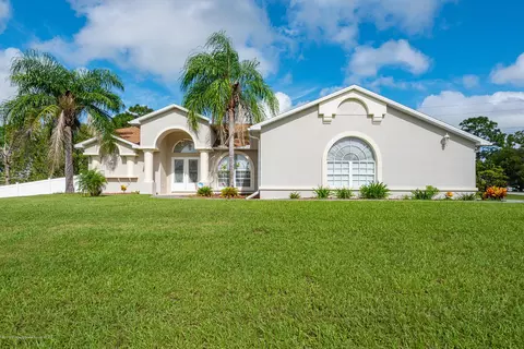 13354 Tracy St, Spring Hill, FL 34609 photo 1