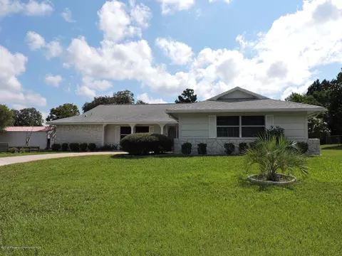 1220 Corolla Ave, Spring Hill, FL 34609 photo 1