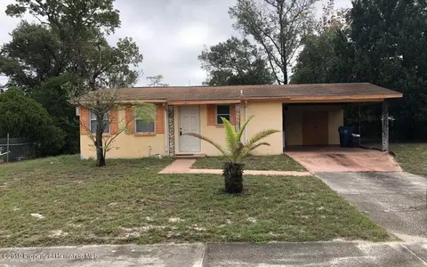 9648 Bayside Ct, Spring Hill, FL 34608 photo 1