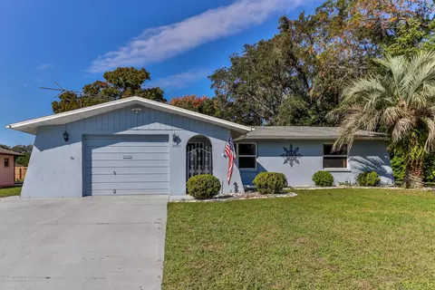 2071 Meredith Dr, Spring Hill, FL 34608 photo 1